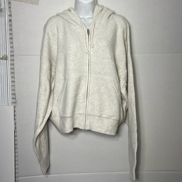 Aritzia TNA color Heather Birch Peyton Zip Hoodie - Picture 2 of 7
